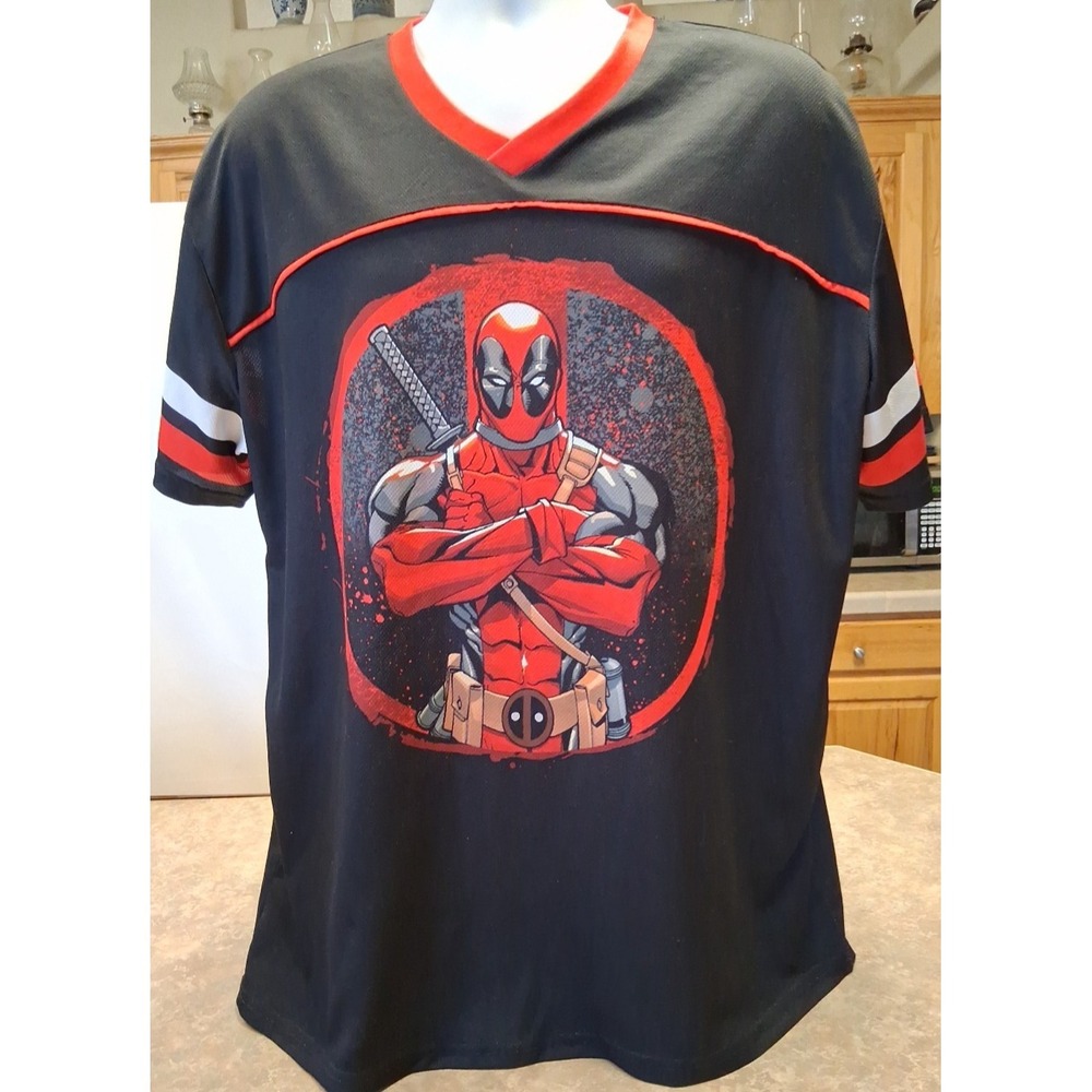 Marvel‎  Deadpool Largel V-neck Shirt